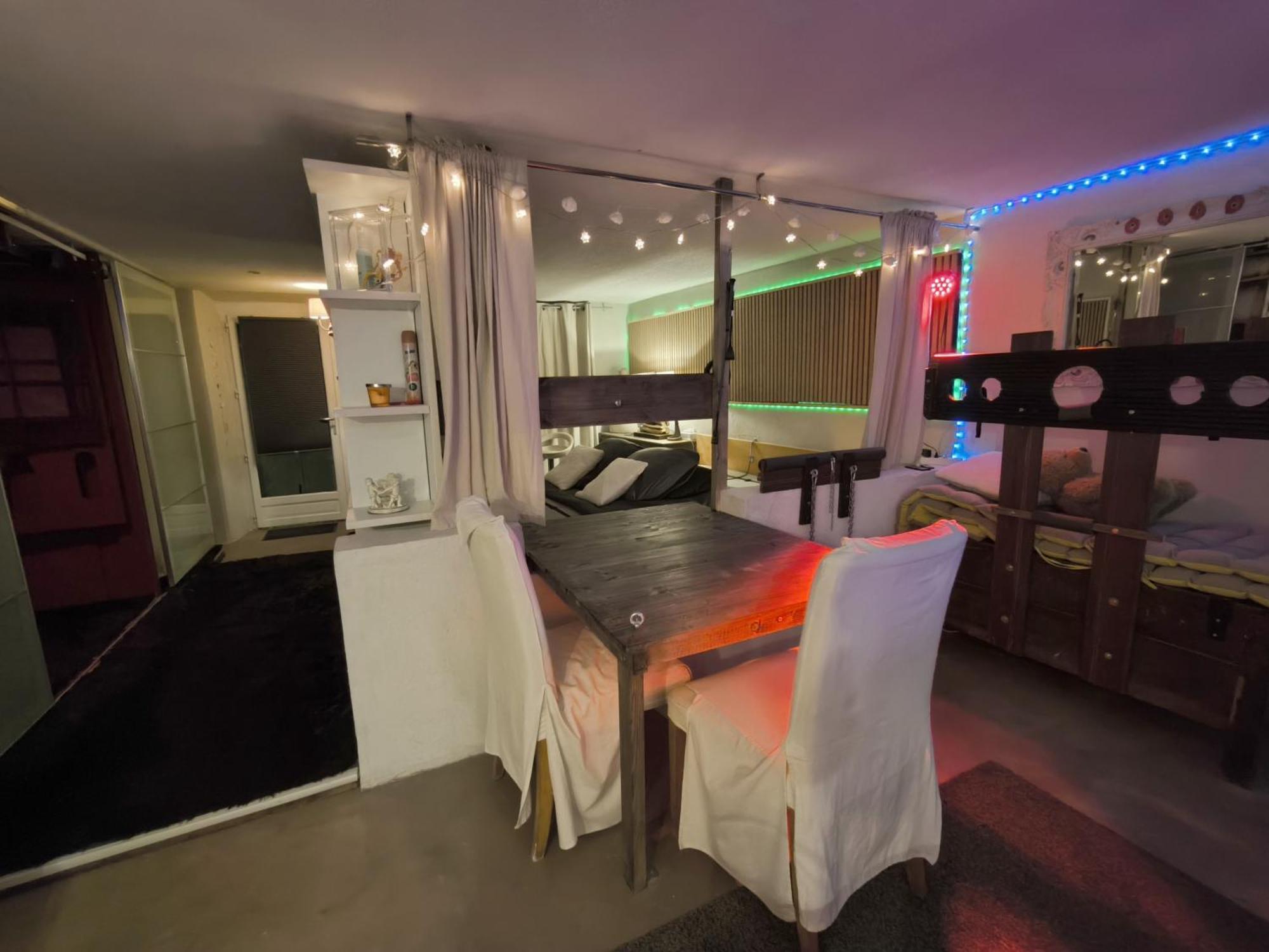 Love-Room Discret 40 M2 Bormes Les Mimosas Village Avec Terrasse Exterior foto